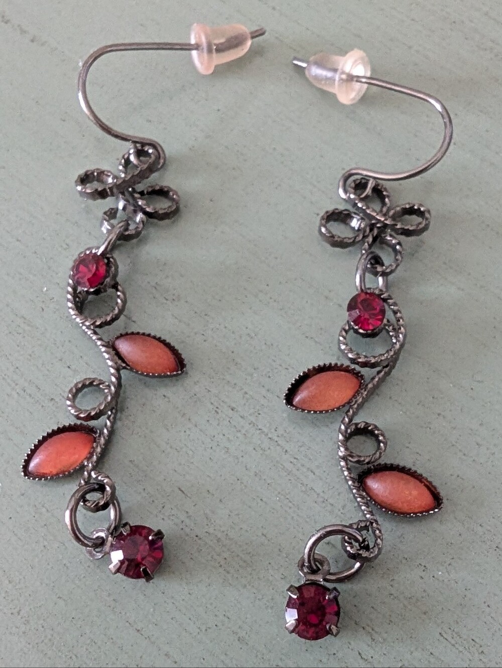 Elegant Vintage Dark Red Dangle Earrings - Picture 6 of 6